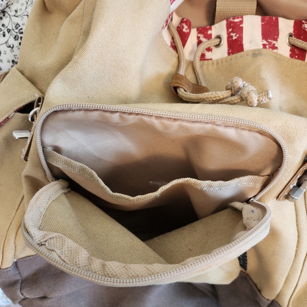 Field and Co canvas laptop rucksack Americana patriotic - Picture 3 of 10